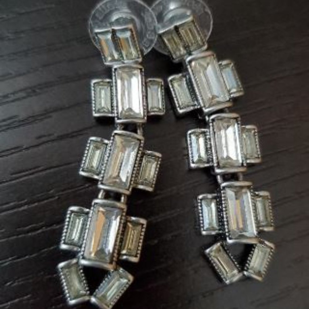 Stella & Dot Hatley Baguette Earrings